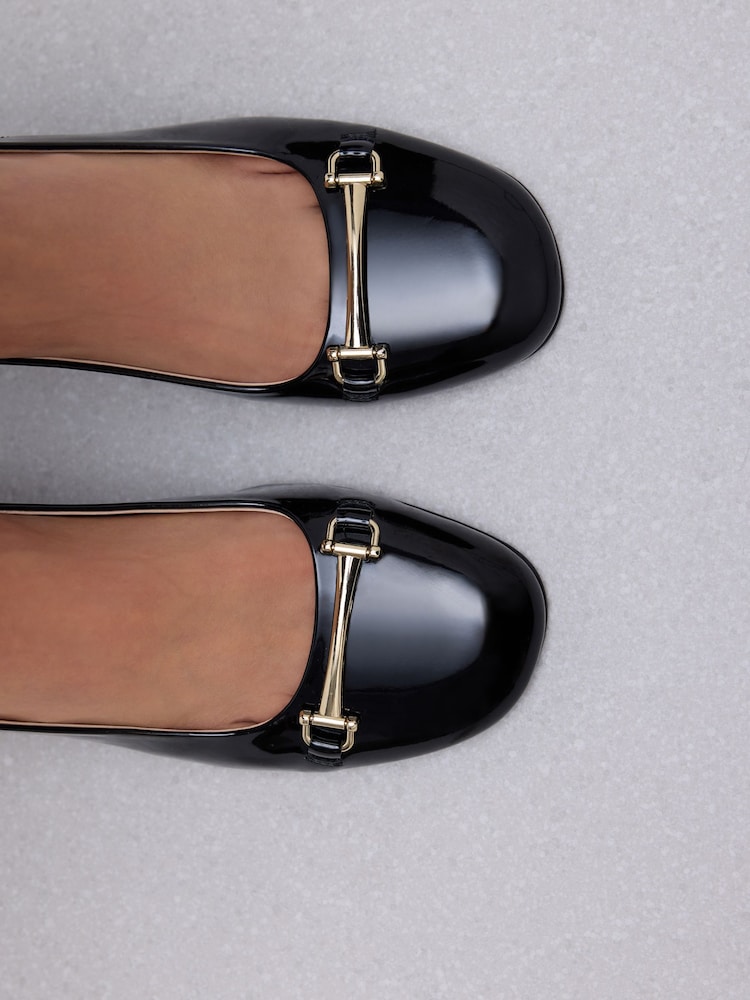 Black Extra Wide Fit Forever Comfort® Hardware Slingback Block Heels - Image 8 of 8