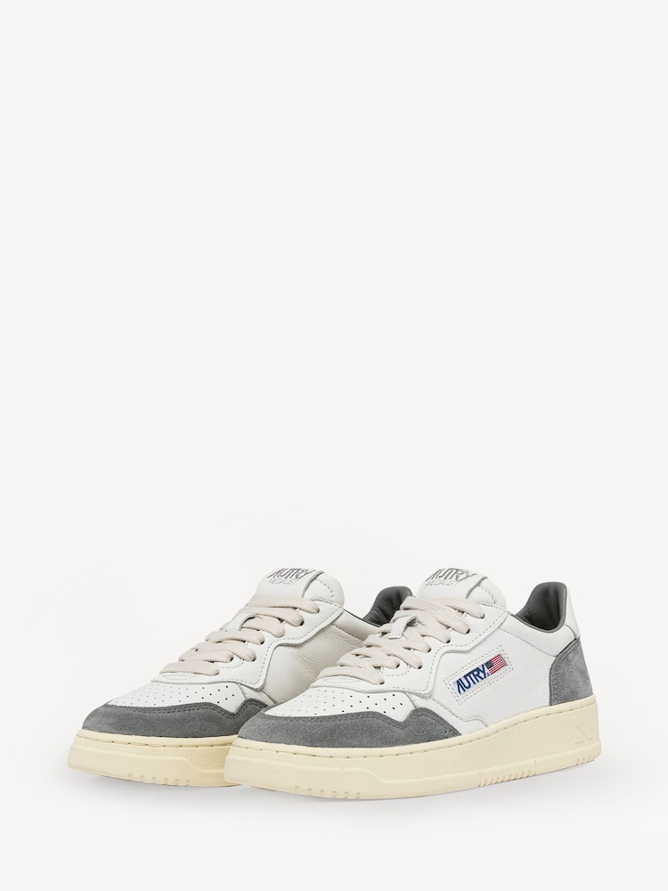 AUTRY Grey Womens Medalist Low Trainers - Image 2 of 6 AUTRY Grey Womens Medalist Low Trainers - Image 2 of 6