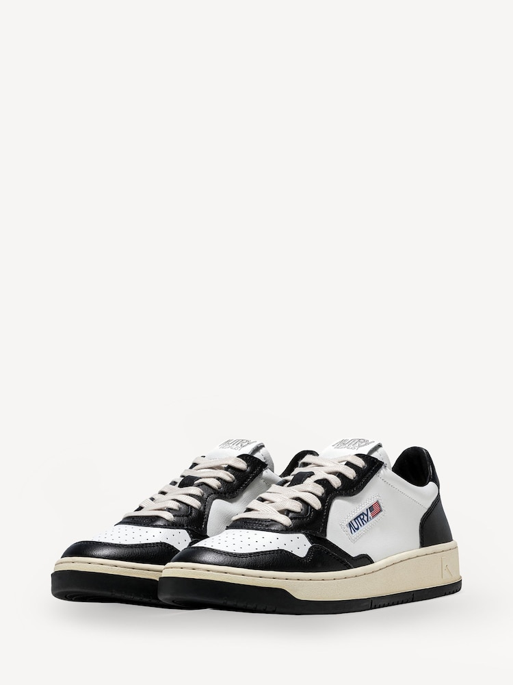 AUTRY Black Womens Medalist Low Trainers - Image 2 of 6 AUTRY Black Womens Medalist Low Trainers - Image 2 of 6