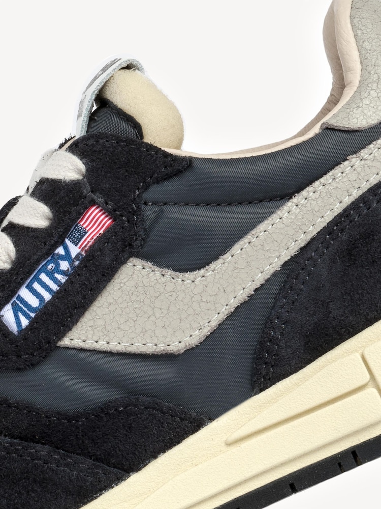 AUTRY Black Mans Reelwind Low Trainers - Image 6 of 6