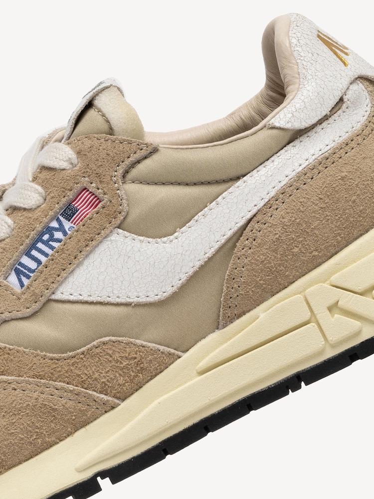 AUTRY Brown Womens Reelwind Low Trainers - Image 6 of 6