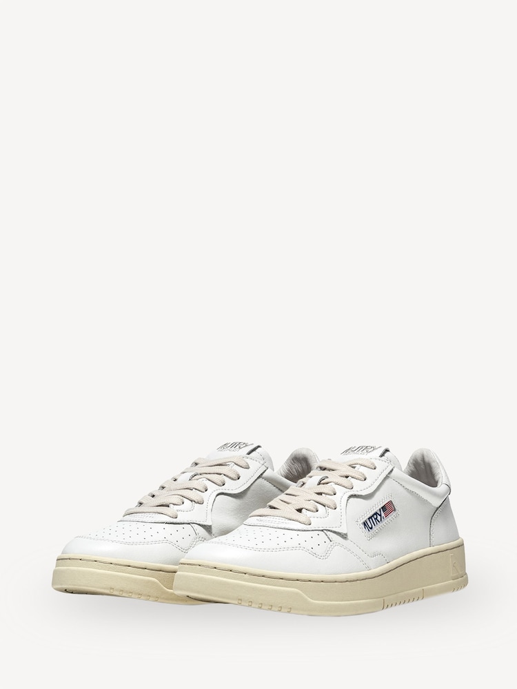 AUTRY White Mans Medalist Low Trainers - Image 2 of 6