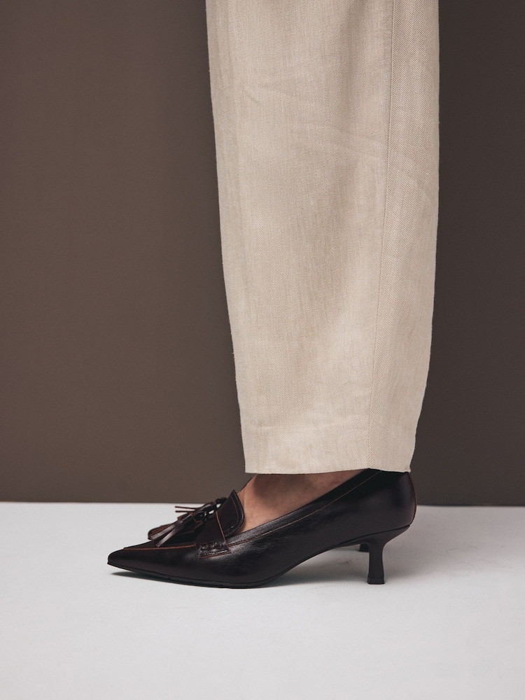 Marrón chocolate - Forever Comfort® Premium Leather With Motionflex Point Toe Tassel Heels Loafers - Imagen 2 de 10 Marrón chocolate - Forever Comfort® Premium Leather With Motionflex Point Toe Tassel Heels Loafers - Imagen 2 de 10