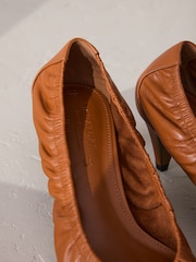 Tan Brown Signature Premium Scrunched Pointed Court Heels - Image 11 of 12
