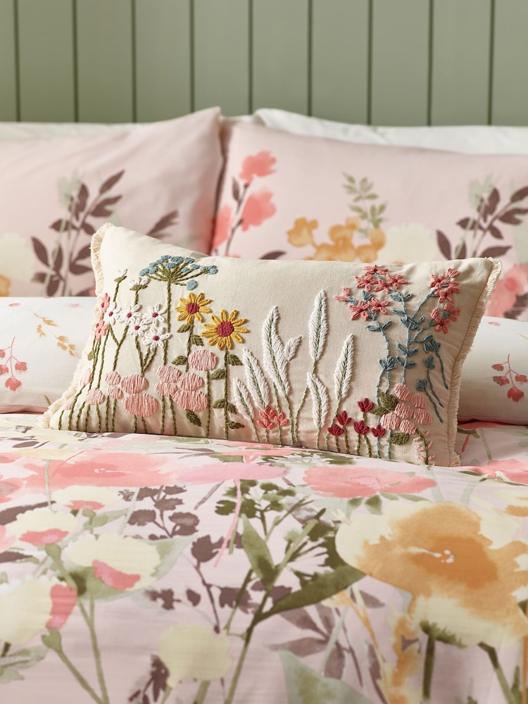 Catherine Lansfield Countryside Floral Embellished Cushion - صورة 1 من 2