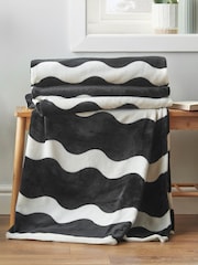 Sassy B Oversized Waves Reversible Throw - Imagen 1 de 4