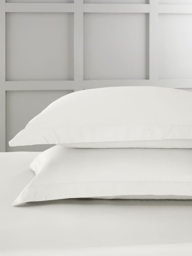 Bianca Set of 2 Ivory 400 Thread Count 100% Cotton Sateen Oxford Pillowcases - Image 1 of 3