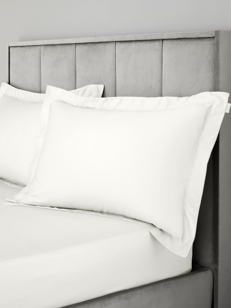 Bianca Set of 2 Ivory 400 Thread Count 100% Cotton Sateen Oxford Pillowcases - Image 2 of 3