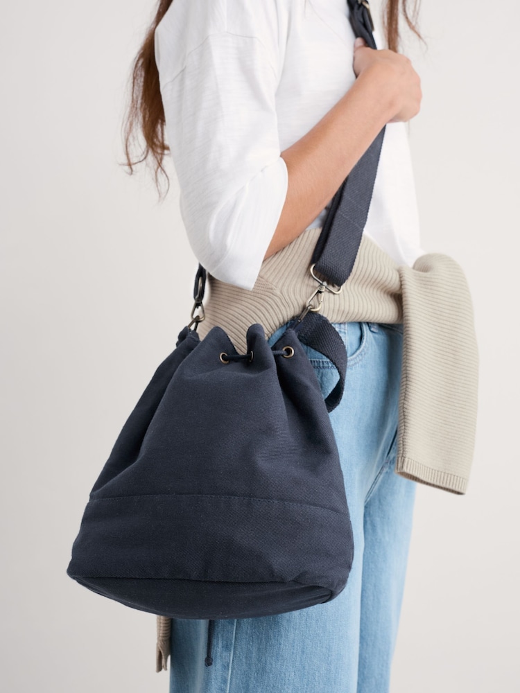 Seasalt Cornwall Blue Handtied 100% Cotton Bucket Bag - Image 8 of 8