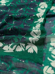 Seasalt Cornwall Green Pretty Printed Scarf - Image 6 of 6