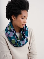 Seasalt Cornwall Blue New Everyday Circle 100% Cotton Scarf - Image 4 of 5