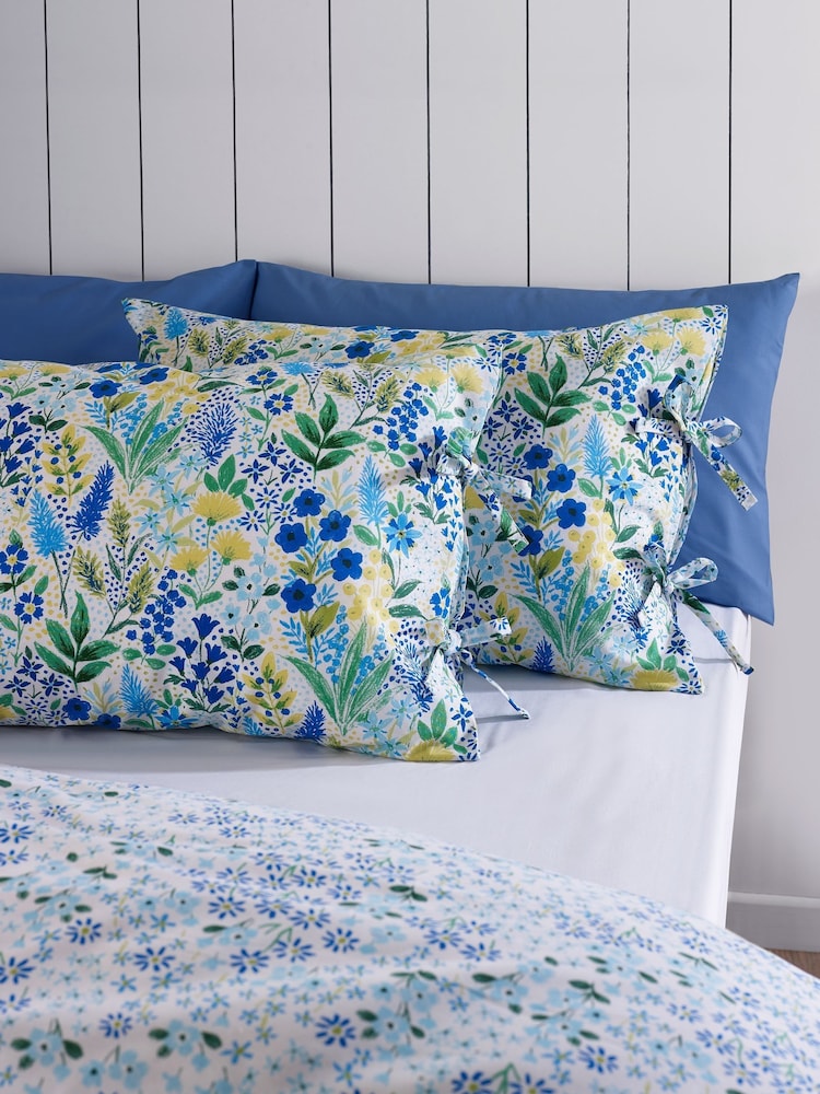 Catherine Lansfield Tilly Floral Reversible Duvet Cover Set - Image 3 of 5