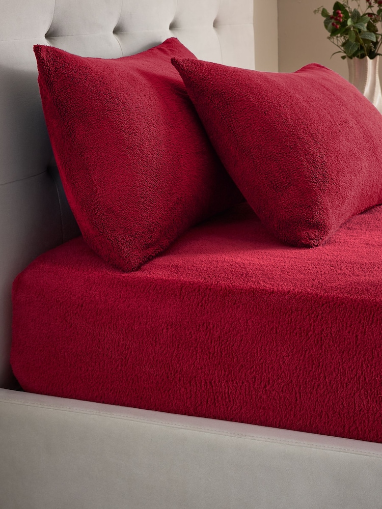 Red Teddy Fleece Deep Fitted Deep Fitted Sheet - Image 1 of 2