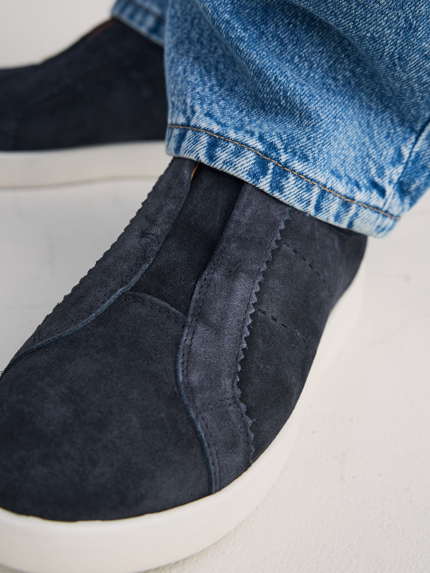navyページ Men's Focus Tech Hoodie | Blue | On United States