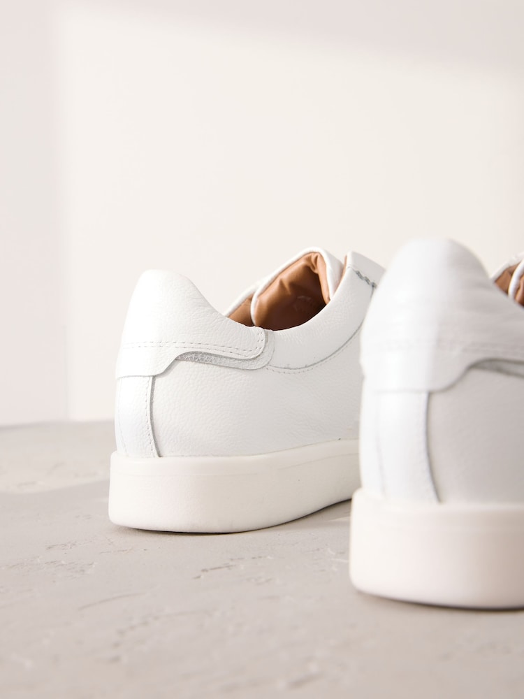 Bela - Signature Premium Leather Laceless Slip On Trainers - Slika 10 iz 10