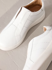 Bela - Signature Premium Leather Laceless Slip On Trainers - Slika 8 iz 10