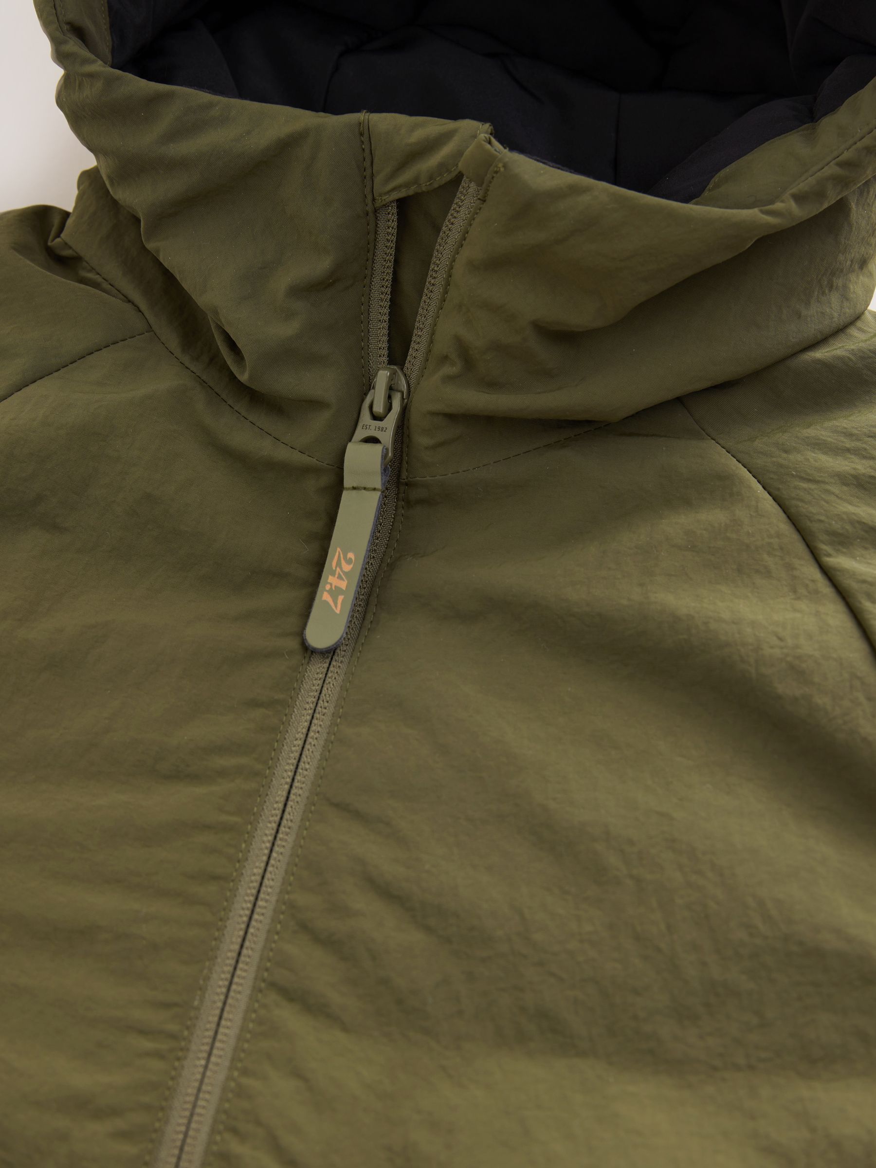 3220：NEXT 中綿コート 小雨防水 撥水 128 裏ボア Next：日本 カーキ グリーン - 小雨耐性 インナー 中綿コート（3 ～ 16