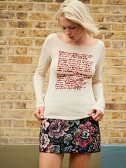 Red/Ecru Long Sleeve Graphic Print Text T-Shirt - Image 2 of 6