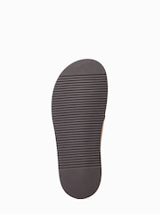 Marrón claro - Base London Web Slip-On Brown Sandals - Imagen 5 de 6