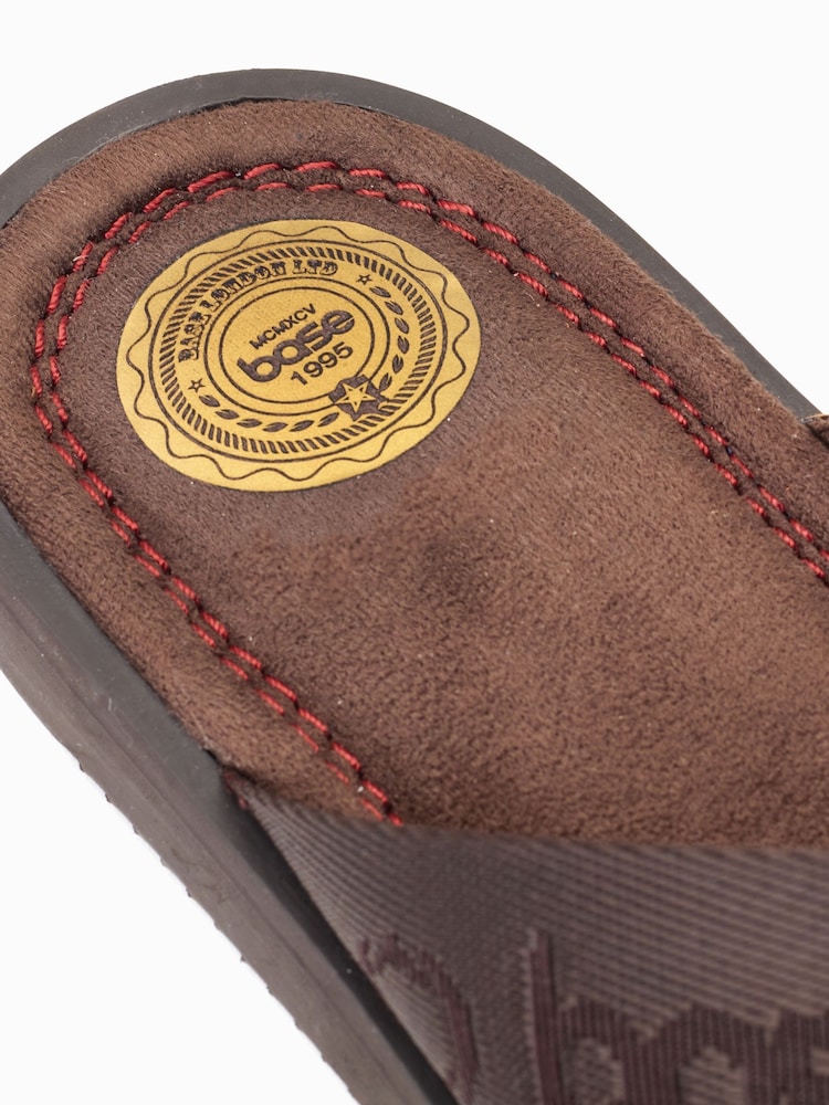 Marrón claro - Base London Web Slip-On Brown Sandals - Imagen 6 de 6