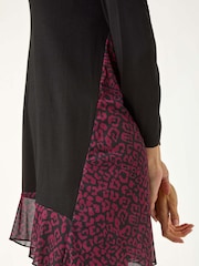 Rot - Roman Stretch-Top mit Animal Print und kontrastierendem Mesh-Saum - Bild 1 von 5