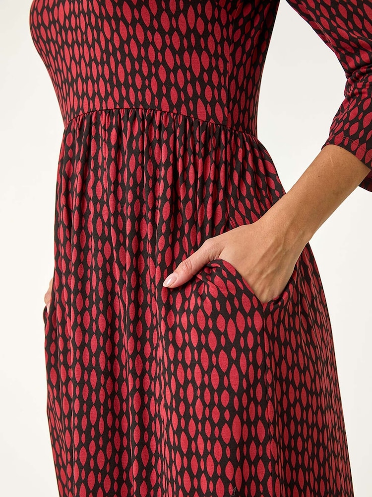 Roman Red Geometric Pocket Stretch Midi Dress - Image 5 of 5
