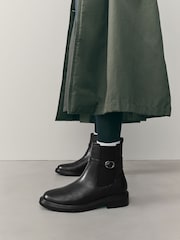 Preto - Botas Chelsea com fivela - Imagem 8 de 10