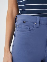 Синий с хромированной отделкой - Crew Clothing Company укороченные джинсы - Image 4 of 5