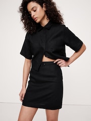 Banana Republic Black 100% Linen Slim Fit Mini Skirt with Removable Belt - Image 3 of 3