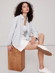 Banana Republic Oversize-Chambray-Hemd mit seitlichem Schlitz - Bild 3 von 4