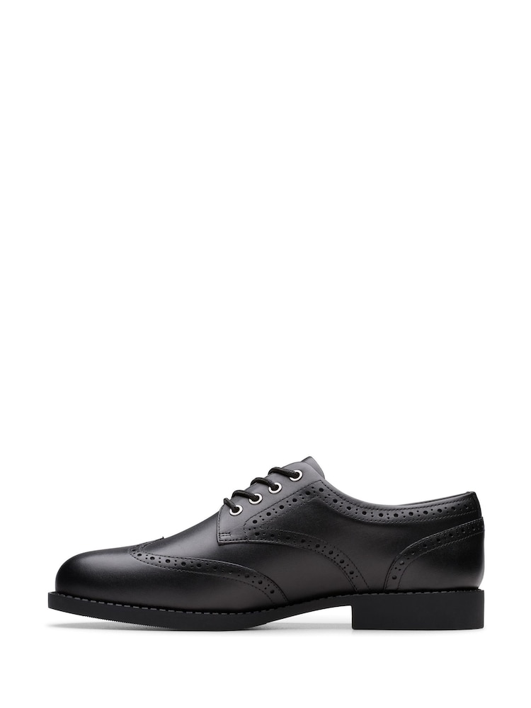 Schwarzes Leder - Clarks Older Girls Tapa Pure Leather Brogues - Bild 2 von 6