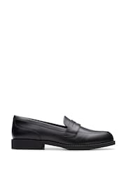 Schwarzes Leder - Clarks Older Girls Tappa Edge Loafers - Bild 1 von 6