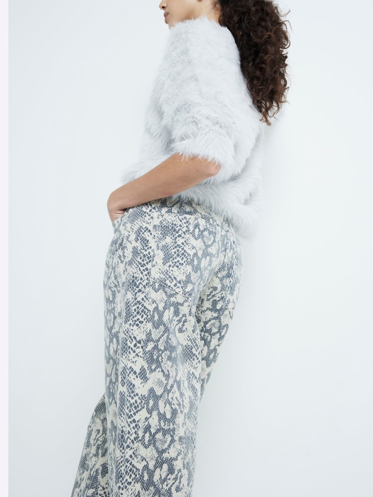 River Island Grey Seamed Snake Print Barrel 100% Cotton Jeans - Image 2 of 7