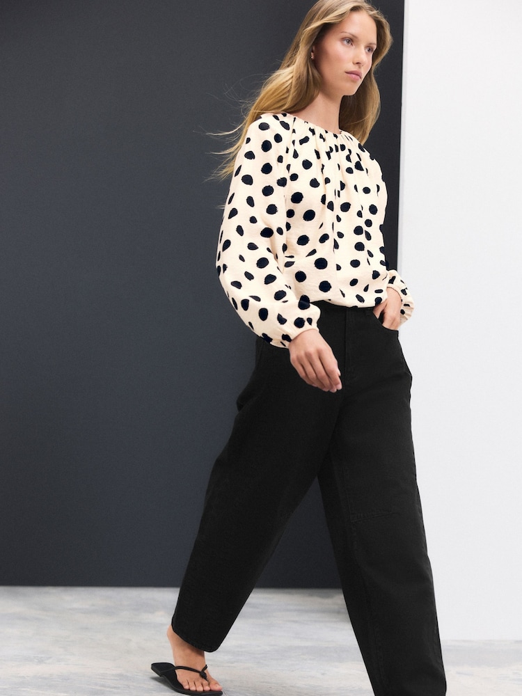 Black Horseshoe Barrel Jeans - Image 1 of 8 Black Horseshoe Barrel Jeans - Image 1 of 8