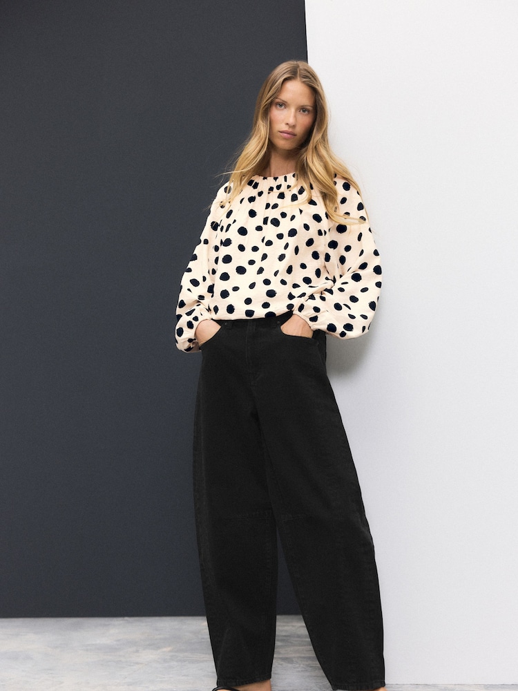 Black Horseshoe Barrel Jeans - Image 2 of 8 Black Horseshoe Barrel Jeans - Image 2 of 8
