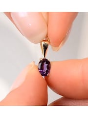 The Diamond Store Purple Amethyst 7 x 5mm 9K Yellow Gold Pendant Necklace - Image 4 of 6