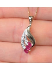 The Diamond Store 9K Yellow Gold Red Ruby 4 x 2mm And Diamond Pendant Necklace - Image 3 of 5