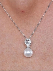 The Diamond Store 9K White Gold Pearl and Blue Topaz Diamond Pendant Necklace - Image 4 of 5