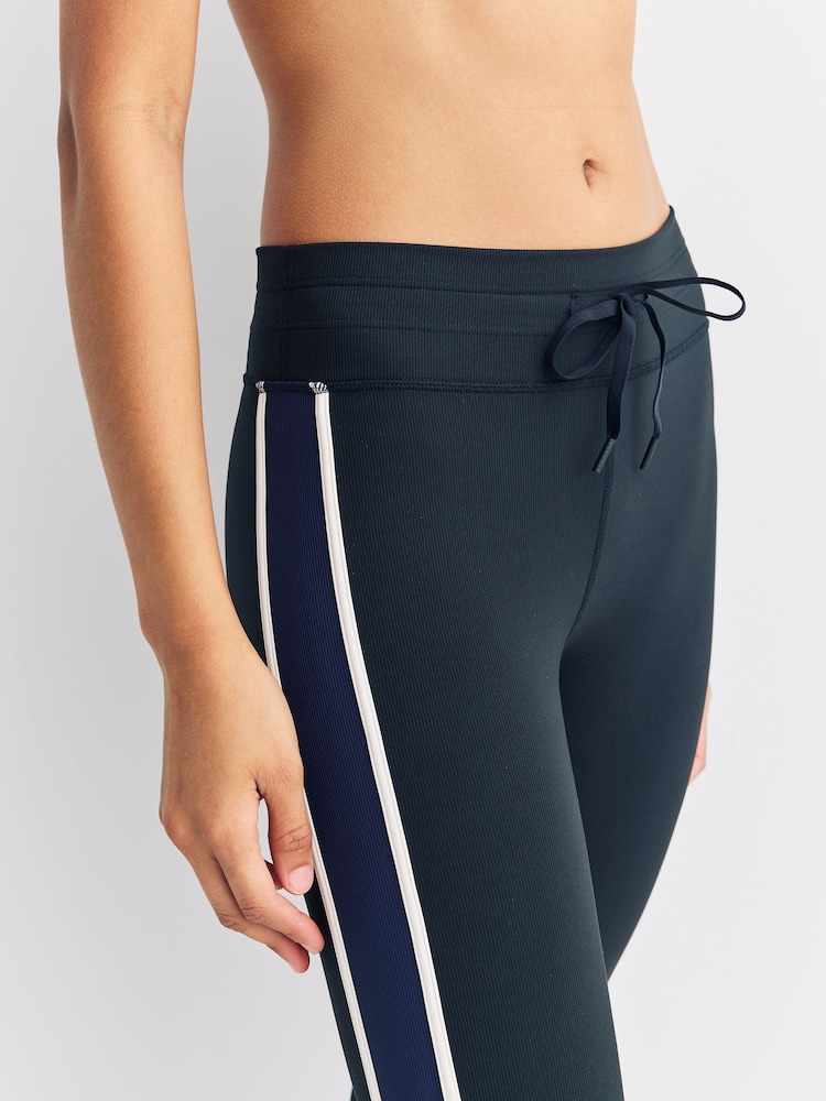 The Upside Black Revolver 25IN Midi Leggings - Image 4 of 4