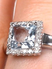 The Diamond Store 9K White Gold 1.42ct Aquamarine and Diamond Ring - Image 4 of 5