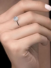 The Diamond Store 9K White Gold 0.37ct Aquamarine and Diamond Stellato Ring - Image 5 of 5
