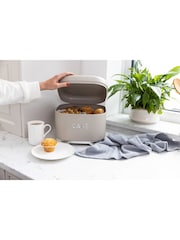 Kitchencraft Cream Textured Square Cake Tin Durable Storage - Image 2 of 5