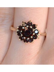 The Diamond Store 9K Yellow Gold Red Garnet Ring - Image 4 of 6
