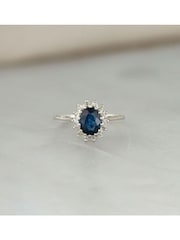 The Diamond Store 9K White Gold 0.95ct Sapphire And Diamond Ring - Image 5 of 6