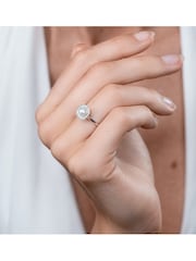 The Diamond Store 9K White Gold Pearl And 0.08ct Diamond Stellato Ring - Image 3 of 5