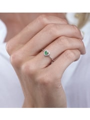 The Diamond Store 9K White Gold Green Emerald and Diamond Stellato Heart Ring - Image 3 of 4