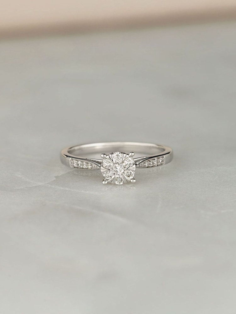 The Diamond Store 9K White 0.25ct H/Si Lab Diamond Engagement Ring With Shoulders - Image 4 of 4 The Diamond Store 9K White 0.25ct H/Si Lab Diamond Engagement Ring With Shoulders - Image 4 of 4