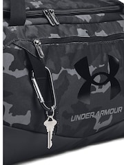 Under Armour White Undeniable 5.0 Small Duffle Bag - Image 4 of 8