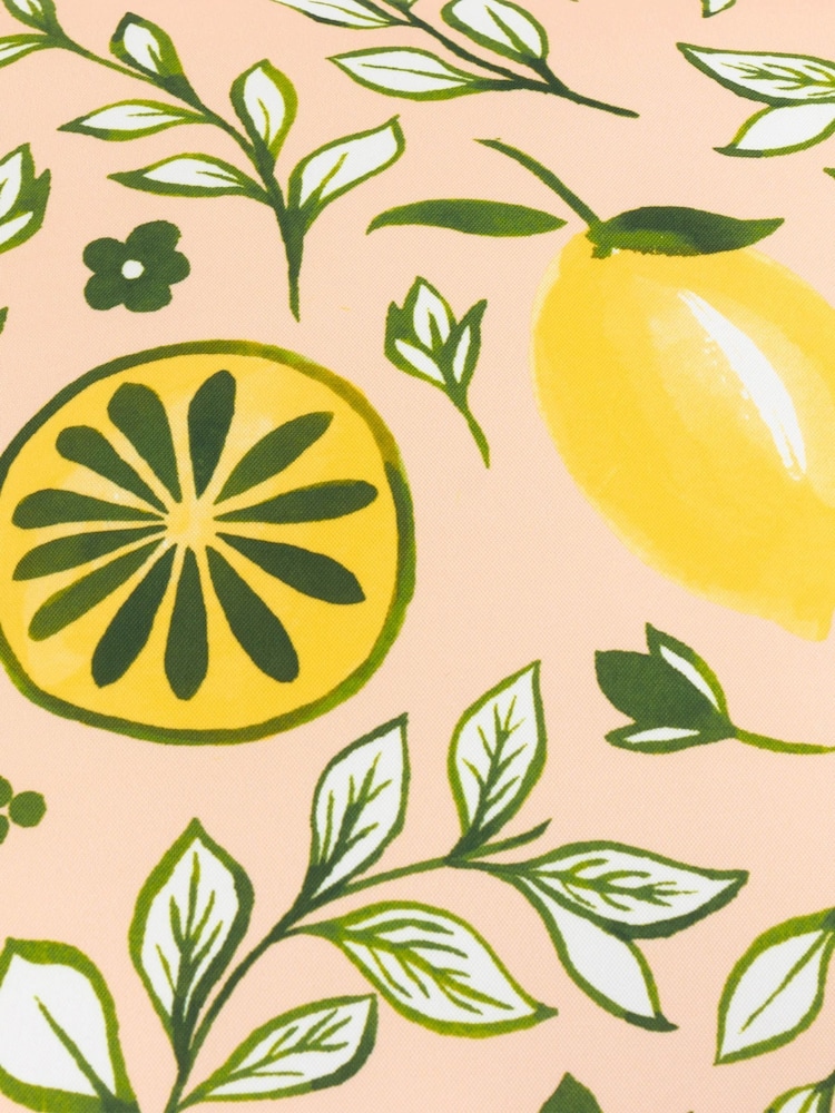وسادة كرسي بوليستر مناسبة للأماكن الخارجية Citronello من Furn - صورة 4 من 4