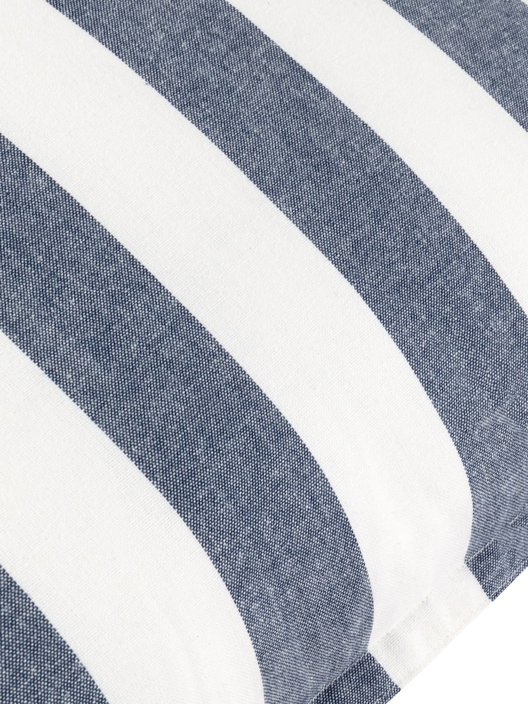 Yard Navy Hayle Outdoor Cushion - Image 5 of 6